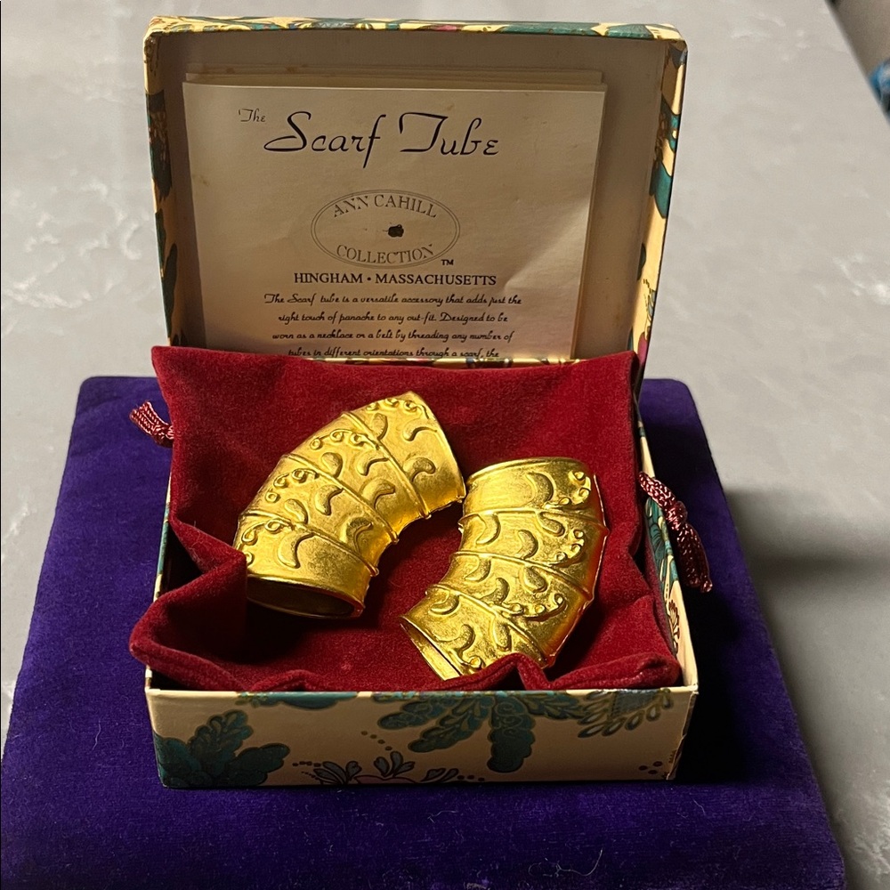Gold Scarf Tube Set